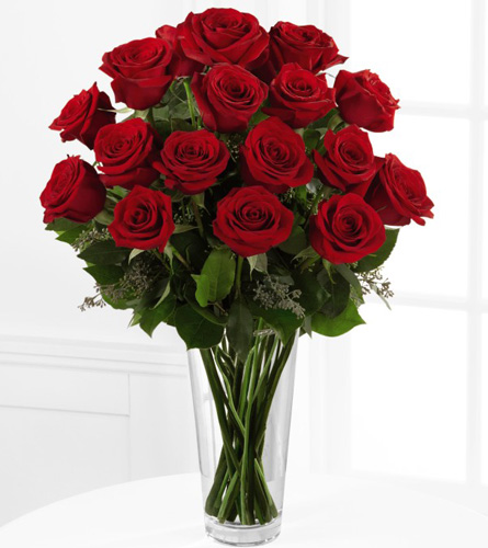 FTD's Deluxe Red Rose Arrangement